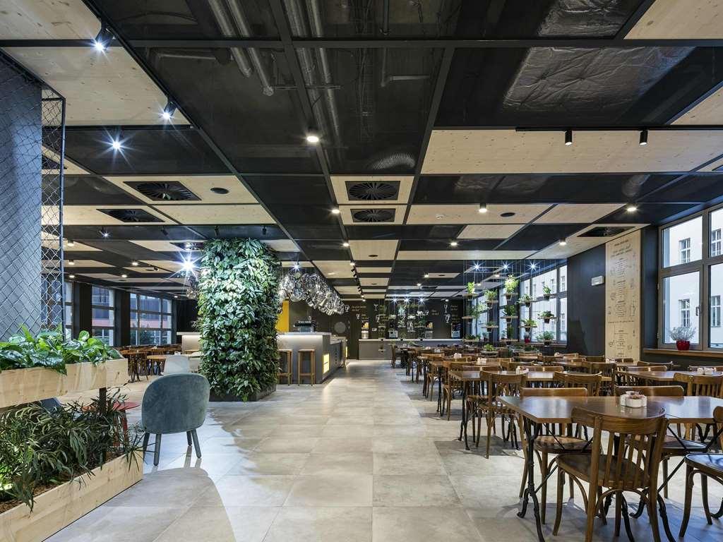 Hotel Ibis Praha Wenceslas Square Restaurant photo